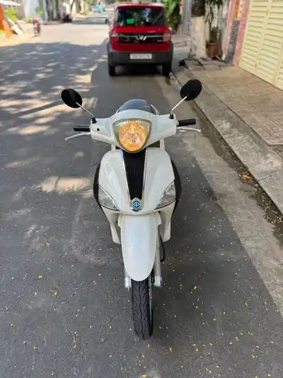 Скутер Piaggio Liberty 125