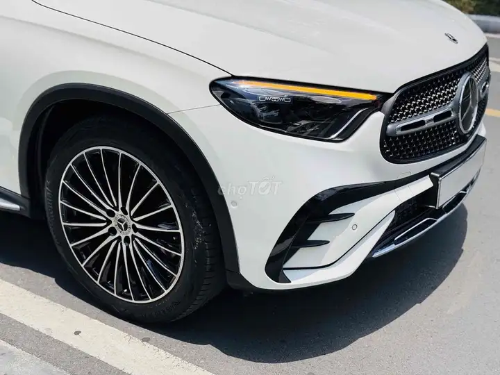 Mercedes GLC300 Allnew V1 2023 Белый/Коричневый с HUD