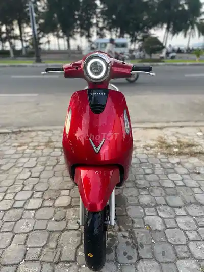 Электроскутер Vinfast Evo 200 2025 Красный