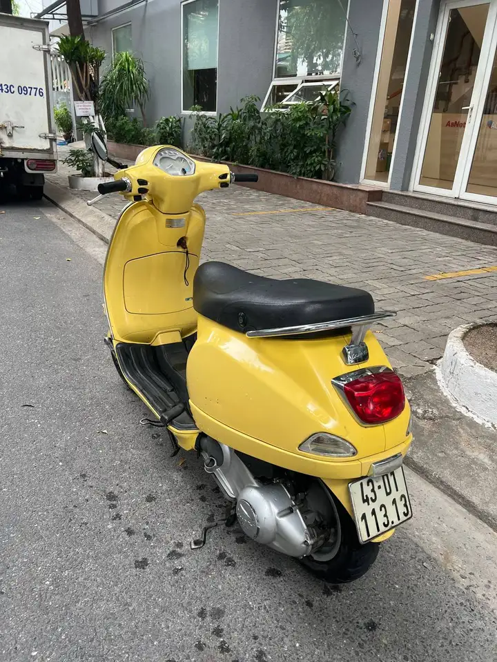 Vespa LX 150
