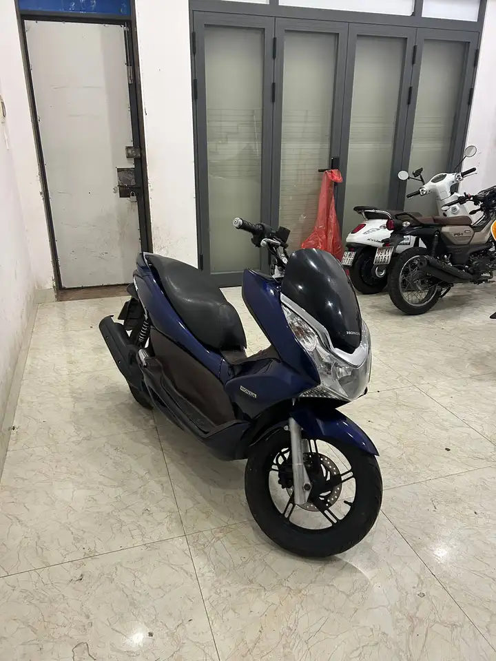 Honda PCX 125, 2011 год