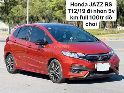 Honda JAZZ RS 2019 красный 50000 км