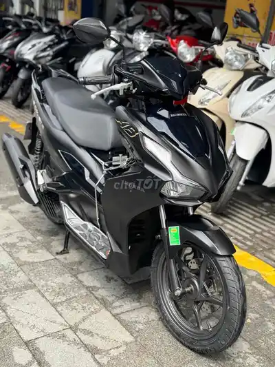 Honda Air Blade 4 VAL 2023 черный матовый
