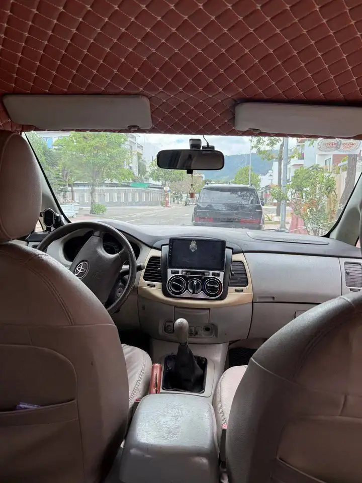 Toyota Innova J 2008, 7 мест