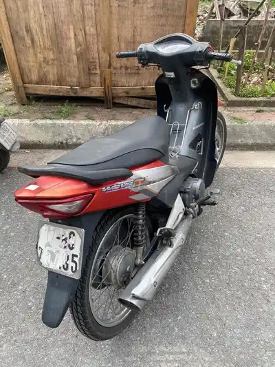 Honda Wave S 100cc с дисковым тормозом, в хорошем состоянии, мало б/у