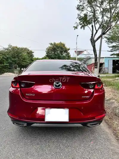 Mazda3 Luxury 2022 Красная Автомат в идеальном состоянии
