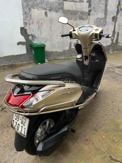 Yamaha Acruzo 2016 песочного цвета
