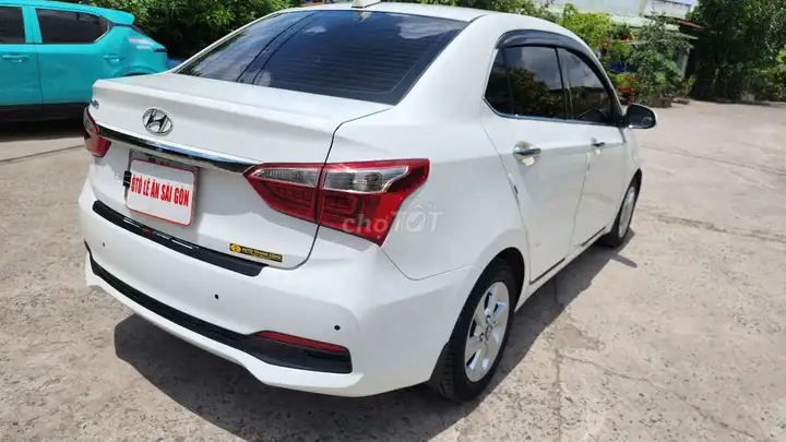 Hyundai Grand i10 2019, АКПП, белый, 5 мест