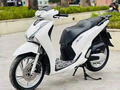 Honda SH 125cc в отличном и ухоженном состоянии