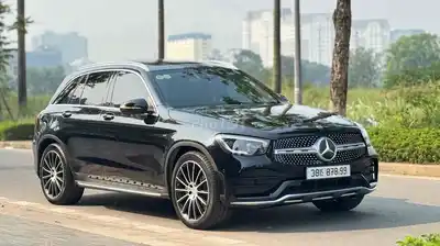 Mercedes-Benz GLC300 4matic 2020, почти новый, отличное состояние