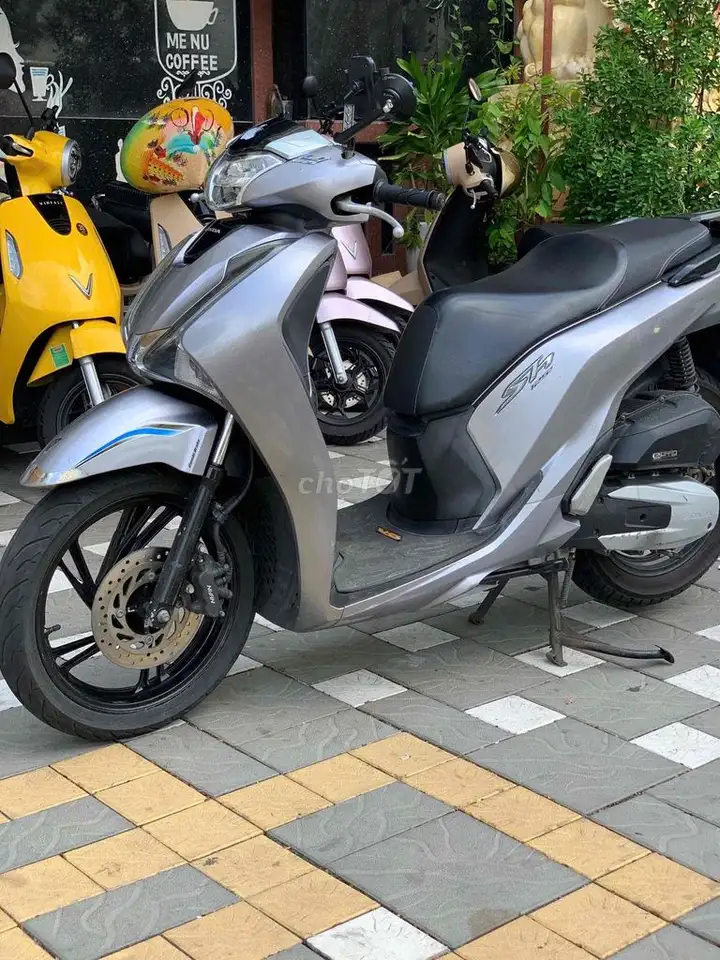 Honda SH 125i 2017 серебристый