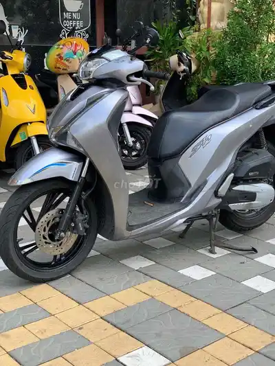 Honda SH 125i 2017 серебристый