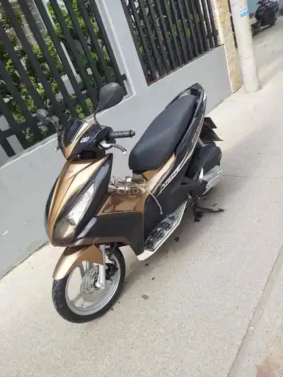 Honda Air Blade 2013 золотистый