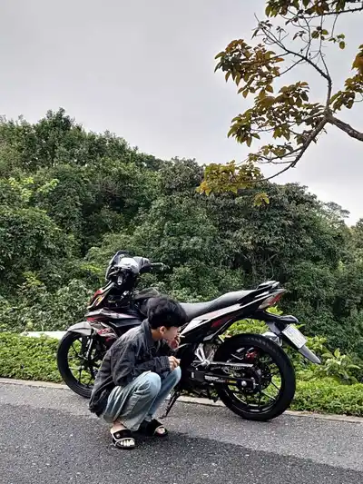 Honda Winner V1, матовый черный, механическая КПП