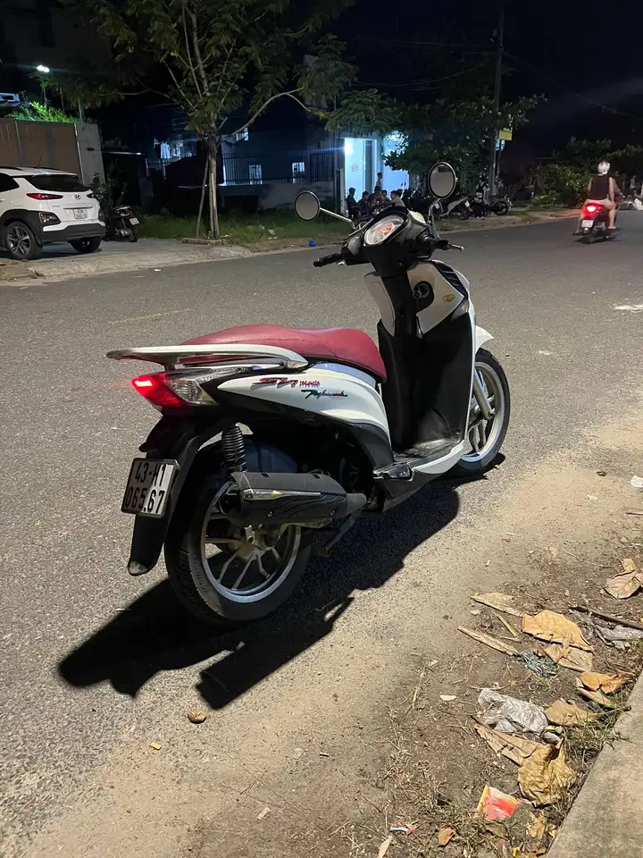 Мотоцикл Kymco People Fi125