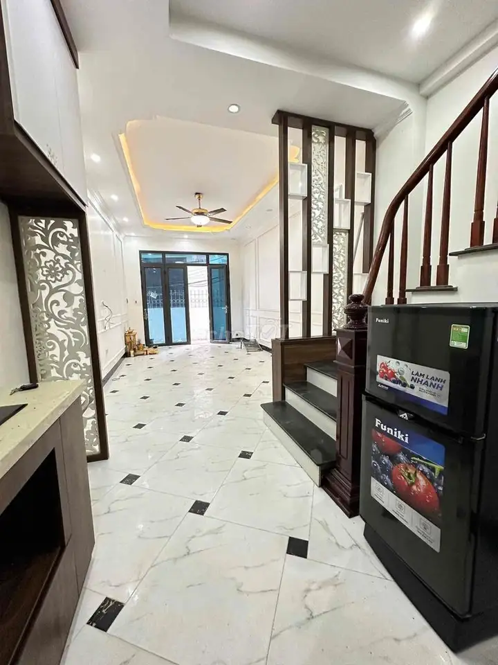 Сдается дом в Суан Динь, 45 м², 5 этажей, 4 спальни, полная меблировка