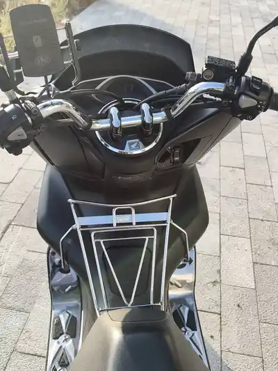 Honda PCX-3 150 кубов (2018 год)