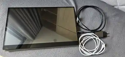 Мобильный монитор 17,3" сенсорный