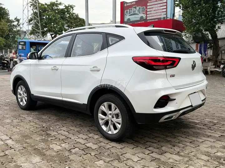 MG ZS STD 1.5 AT — Новый автомобиль — 2025 год выпуска
