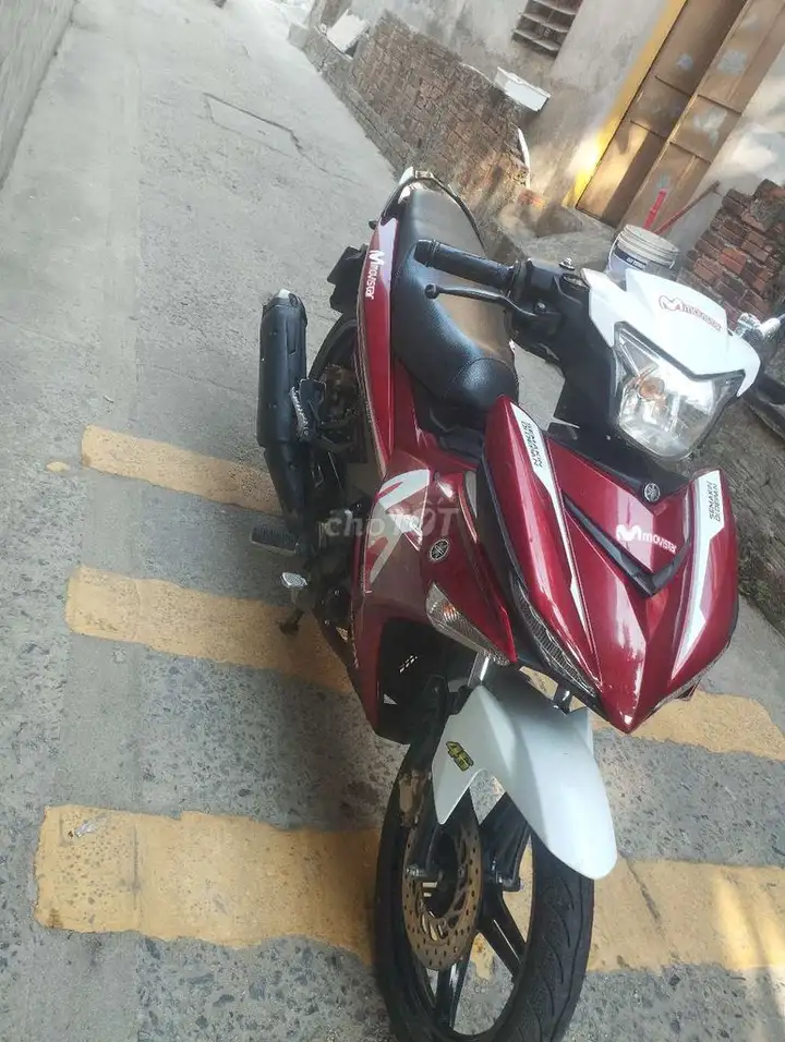 Yamaha Exciter, красно-белый, механическая КПП