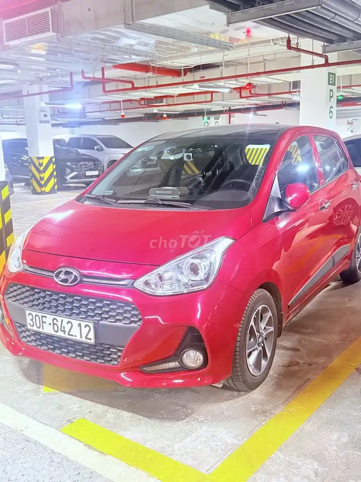 Hyundai i10 1.2 2019 Красный 69.000 км