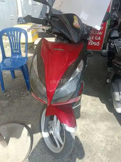 Honda Air Blade 2013 красно-черный 60 км