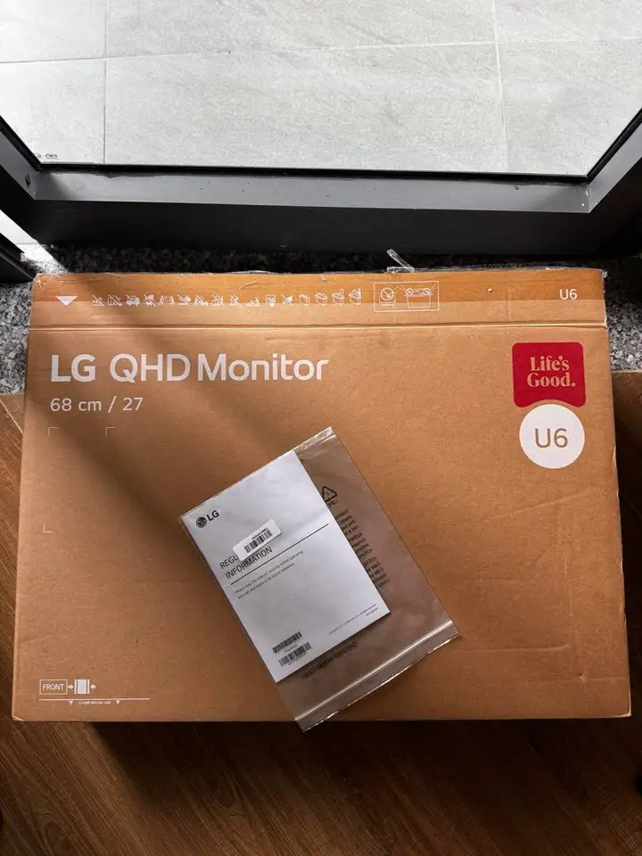 Монитор LG 27” QHD