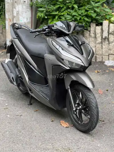Vario 150 2021 Коричнево-черный 16000 км Индонезия гор. учет