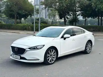 Mazda 6 2022 2.0 Premium цвет белый пробег 40 тыс. км