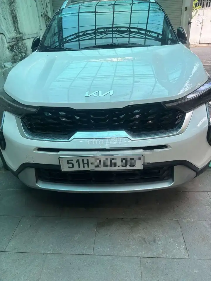 Kia Sonet Premium 1.5 Белый