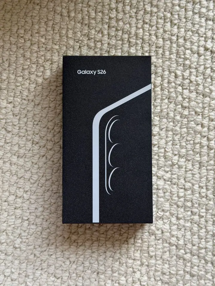 iPhone 13 Pro Max 128 ГБ, Samsung S26 512 ГБ