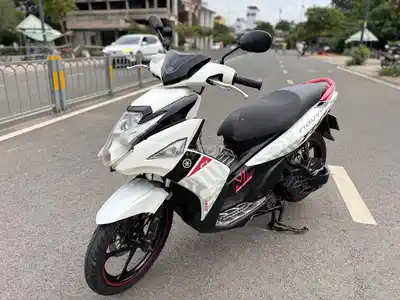 Yamaha Nouvo 6 2016 белый, тихий двигатель, мощный вариатор