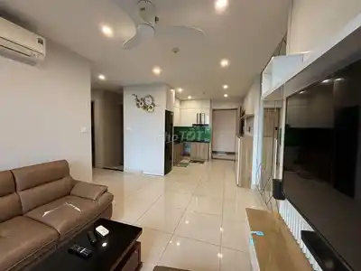 Квартира в Vinhomes Smart City, 2 спальни, с мебелью