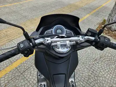 PCX125