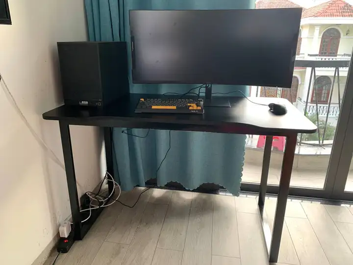 Компьютерные столы