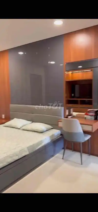 Угловая квартира 3 спальни Gateway Вунгтау 138м² с полной мебелью