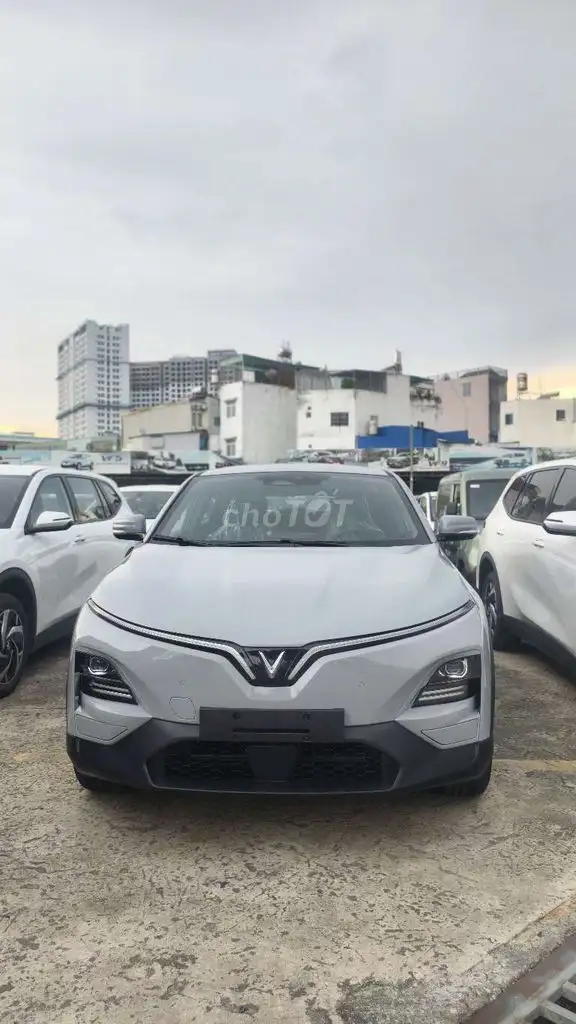VinFast VF6 – от 97 млн, заберите авто сразу. Суперпредложение сентября