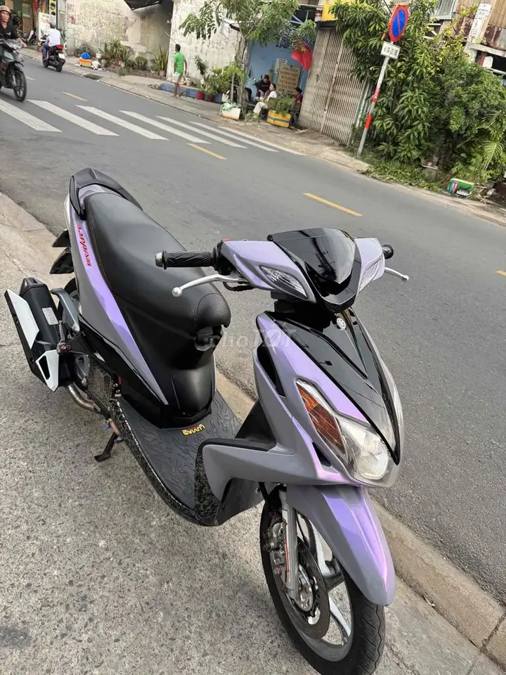 Yamaha Luvias 2012 Фиолетовый
