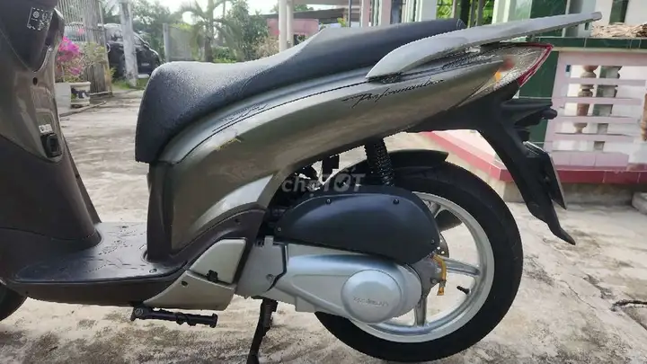 Honda SH 150i 3-кубовая 2012 в отличном состоянии