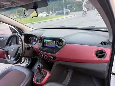 Hyundai Grand i10 2016 1.2 AT белый автомат