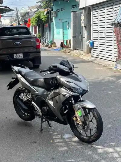 Производитель оригинальных двигателей Honda Winner X V3