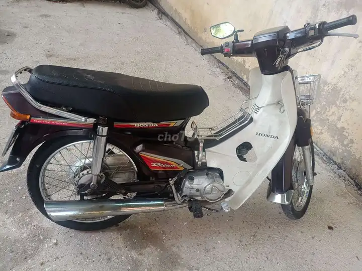 Honda Dream Nâu