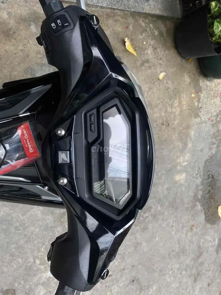 Honda Winner X черно-серебристый, механика