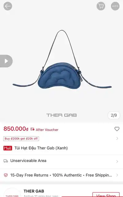 Брюки SHEIN, микрофон, сумка THE GAB, жилет, майки MANGO и ZARA