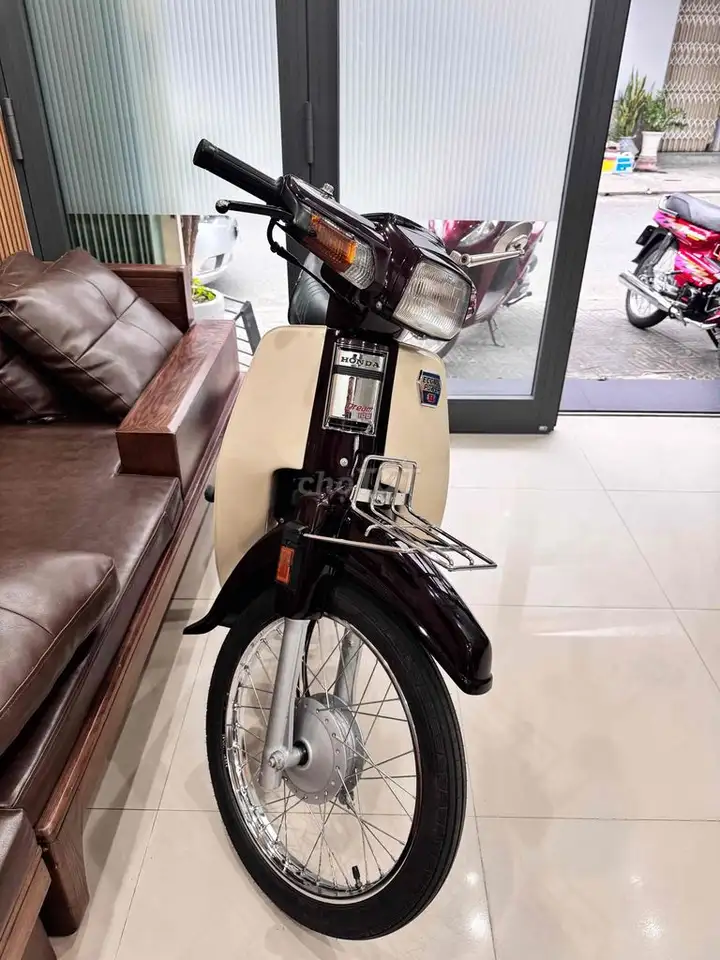 Honda Dream Thai 1999, коричневый/бежевый