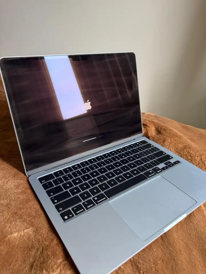 MacBook Air 13 M5 16/512 Sky Blue