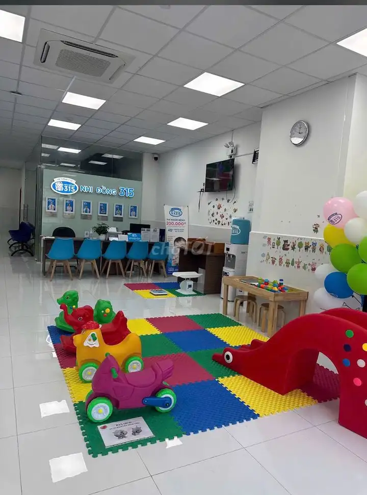 Аренда 3-этажного коммерческого помещения 200м² пл. 700м² ул. Ха Хюй Тап, Тхань Кхе
