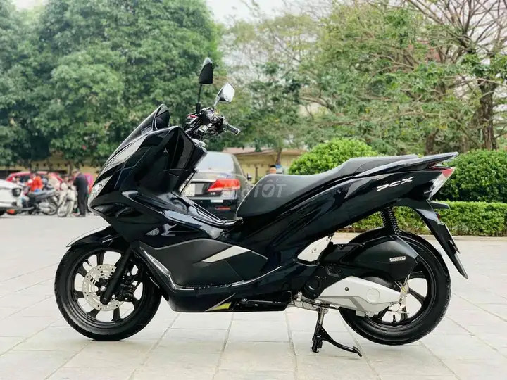 Honda PCX 125fi 2018, LED, smartkey, двигатель оригинал 100%
