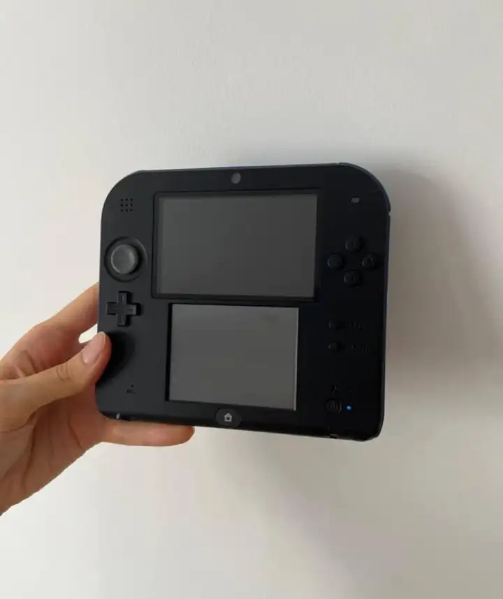 Nintendo 2DS портативная игровая консоль