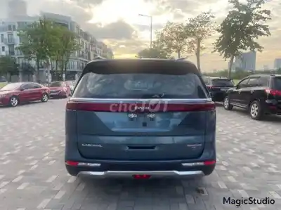 Kia Carnival Signature 2.2D 2024 52000 км Серый